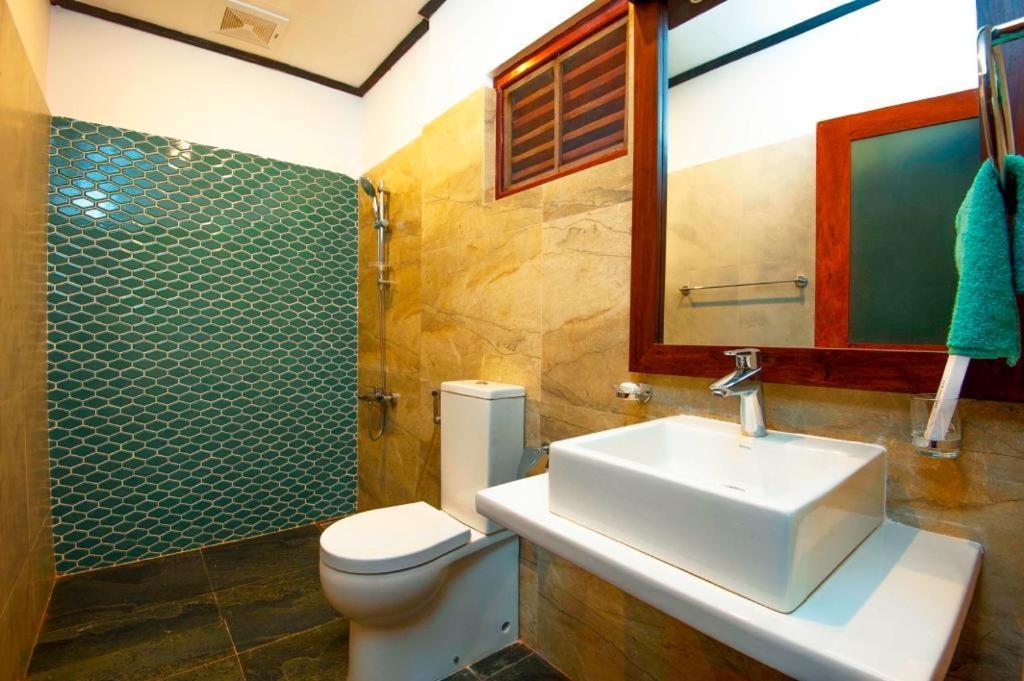 Ocean Gateway Dickwella Hotel Luaran gambar