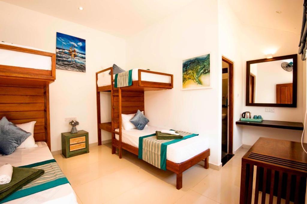 Ocean Gateway Dickwella Hotel Luaran gambar